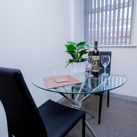 Cosy Executive City Apartment 2 Doncaster Exterior photo